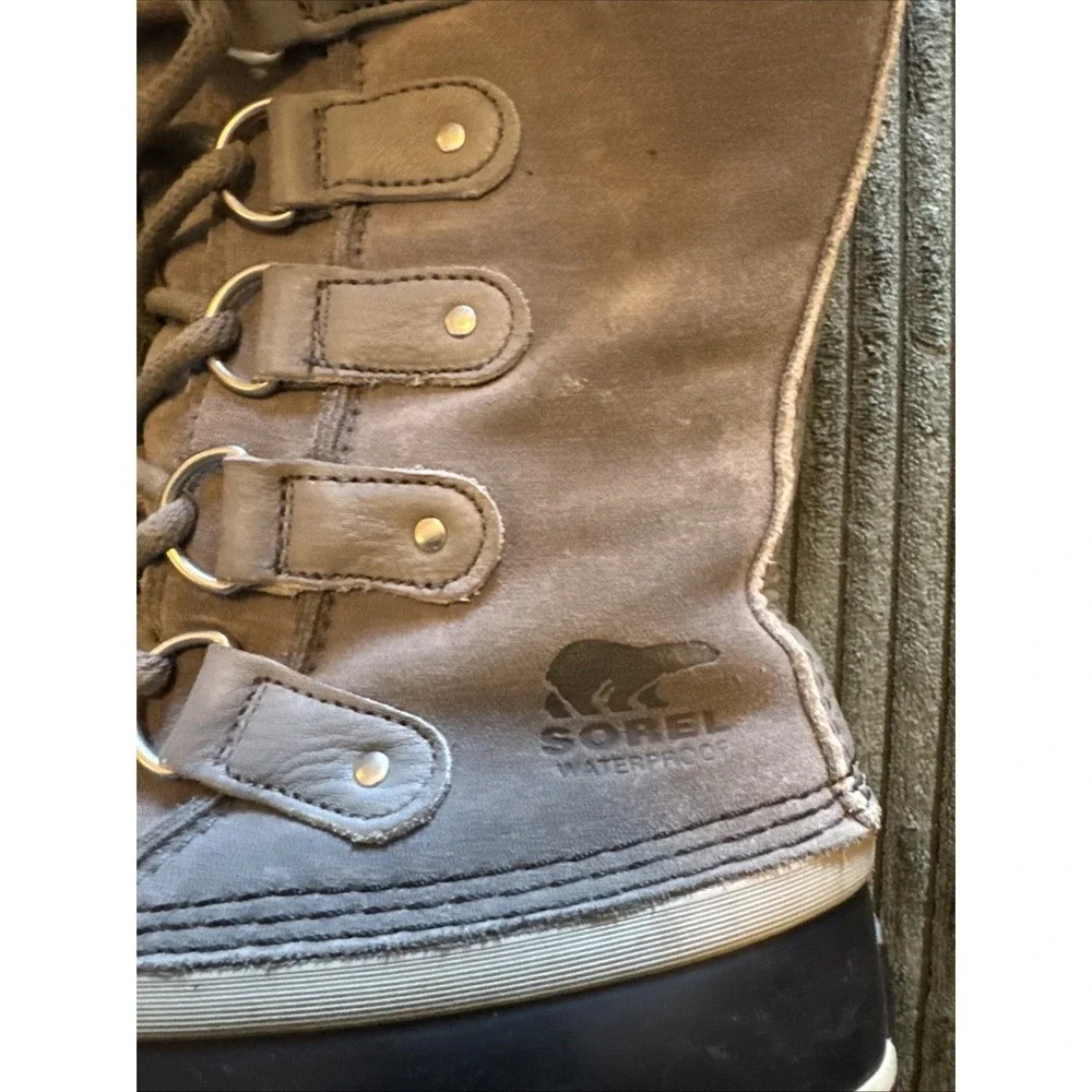 Sorel Joan Of Arctic Waterproof Faux Fur Boots Grey/Black NL2429-383 Sz 7 READ